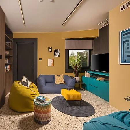 Striking Istria 5 Bedrooms Rojska Beachfront Location פאז'אנה