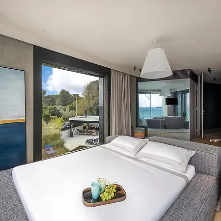 Striking Istria 5 Bedrooms Rojska Beachfront Location * 法扎纳